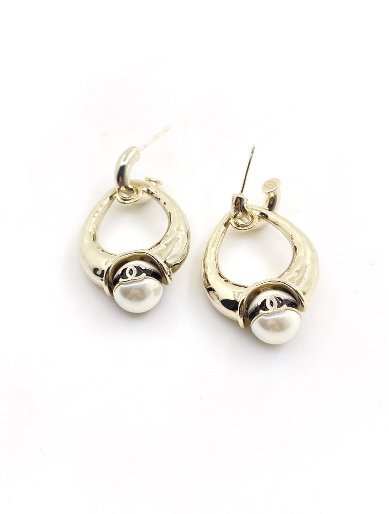 Ch**el earrings
